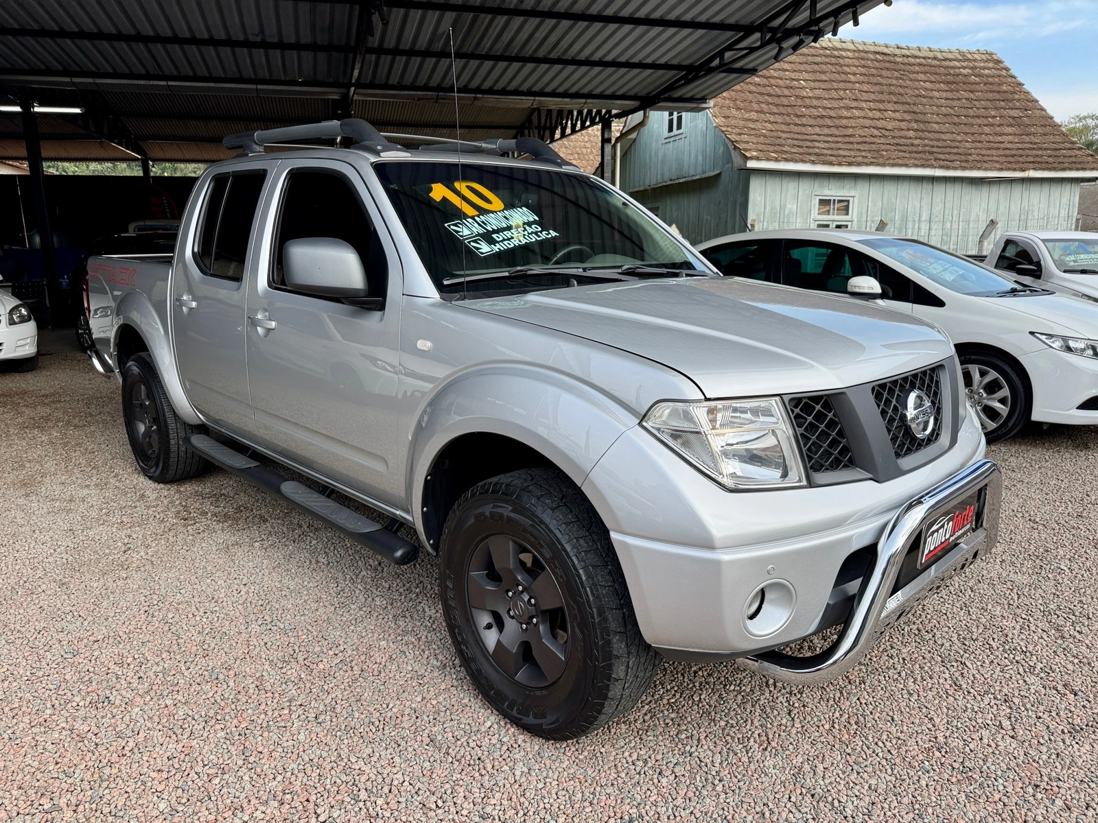 Nissan Frontier LE 2.5 4x4 Diesel 2010
